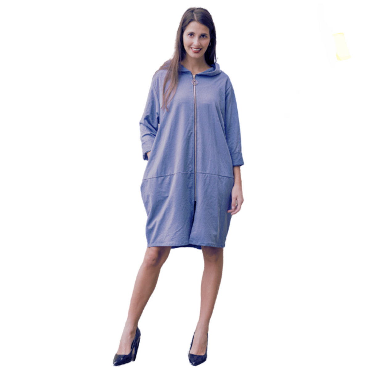 Hoodie dress with outlet pockets